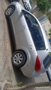 سيارات-nissan-tiida-5-portes-2011-الحراش-الجزائر