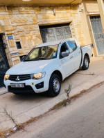 voitures-mitsubishi-l200-2013-ain-temouchent-algerie