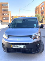 voitures-fiat-doblo-2023-italie-professionnel-batna-algerie