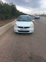 voitures-renault-clio-campus-2012-el-magharia-alger-algerie