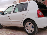 voitures-renault-clio-campus-2012-tixter-bordj-bou-arreridj-algerie