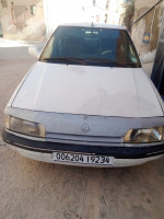 moyenne-berline-renault-21-1992-r21-chamade-mansoura-bordj-bou-arreridj-algerie