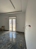 appartement-vente-f4-alger-bouzareah-algerie