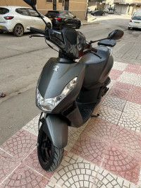 motos-et-scooters-peugeot-kisbee-rs-2017-bejaia-algerie