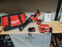 pistolet silicone / colle 18V 4500Nm MILWAUKEE C18 PCG-202B 310ml (2B+ch+sac)