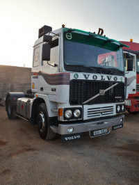 camion-volvo-f12-121-1983-sidi-bel-abbes-algerie