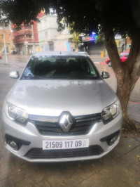 voitures-renault-symbol-2017-bouinan-blida-algerie