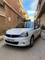 voitures-renault-clio-campus-2012-bye-ouled-el-alleug-blida-algerie