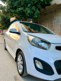 voitures-kia-picanto-2012-style-abou-el-hassan-chlef-algerie