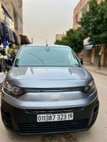 voitures-fiat-doblo-2023-italien-abou-el-hassan-chlef-algerie