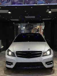 voitures-mercedes-classe-c-2014-amg-c63-medea-algerie