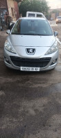 voitures-peugeot-207-2011-sportium-chlef-algerie