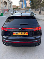 voitures-volkswagen-taigo-2022-r-line-edition-black-el-khroub-constantine-algerie