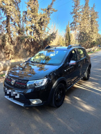 voitures-dacia-sandero-2018-stepway-el-ghomri-mascara-algerie