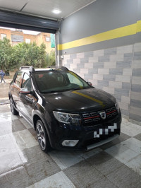 voitures-dacia-sandero-2018-stepway-el-ghomri-mascara-algerie