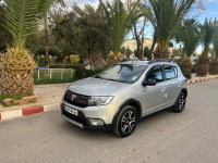 voitures-dacia-sandero-2018-stepway-privilege-beni-slimane-medea-algerie