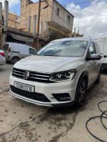 voitures-volkswagen-caddy-2017-alltrack-medea-algerie