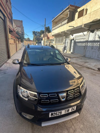 voitures-dacia-sandero-2018-stepway-ain-beida-oum-el-bouaghi-algerie