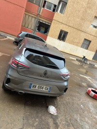 voitures-renault-clio-alpine-2024-mostaganem-algerie