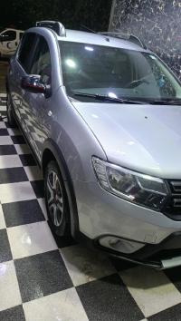 سيارات-dacia-sandero-2019-stepway-الكاليتوس-الجزائر