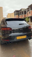 voitures-porsche-macan-2017-bir-ghbalou-bouira-algerie