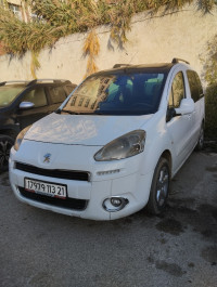 voitures-peugeot-partner-2013-tepee-allure-skikda-algerie