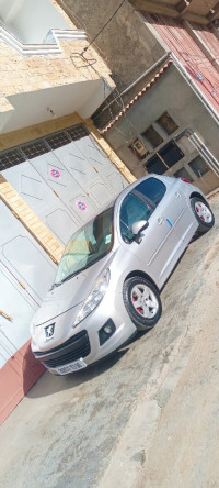 voitures-peugeot-207-2013-sidi-aich-bejaia-algerie