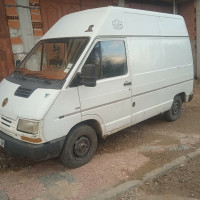 fourgon-renault-trafic-1994-ouzellaguen-bejaia-algerie