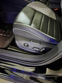 سيارات-volkswagen-golf-8-2023-gtd-وهران-الجزائر