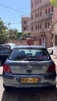 سيارات-peugeot-307-2006-oxygo-قالمة-الجزائر