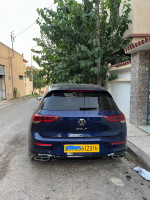 voitures-volkswagen-golf-8-2023-r-line-alger-centre-algerie