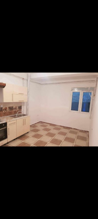 appartement-vente-f4-relizane-algerie