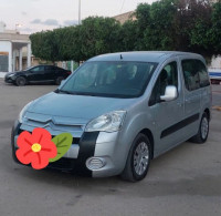 voitures-citroen-berlingo-first-2013-nador-tipaza-algerie