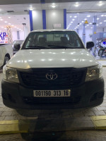 voitures-toyota-hilux-2013-nakhla-el-oued-algerie