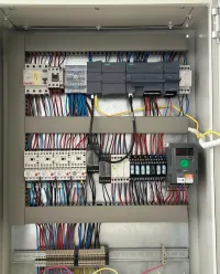 Étude et conception des armoires électriques دراسة وتركيب الخزانات الكهربائية 