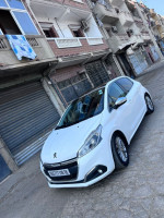 citadine-peugeot-208-2018-allure-algerie