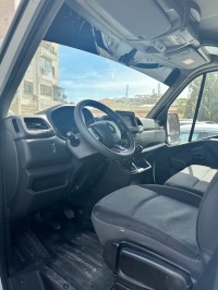 عربة-نقل-renault-master-2021-عنابة-الجزائر