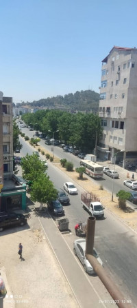 appartement-location-f3-annaba-algerie