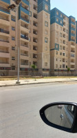 appartement-location-f5-alger-mahelma-algerie