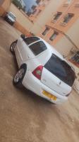 voitures-renault-clio-campus-2013-bye-tizi-ouzou-algerie