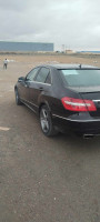 grande-berline-mercedes-classe-e-2010-ain-el-hammam-tizi-ouzou-algerie