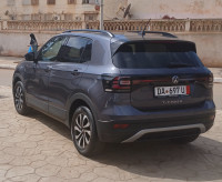 voitures-volkswagen-t-cross-2022-oran-algerie