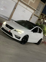 moyenne-berline-seat-leon-2015-linea-r-el-eulma-setif-algerie