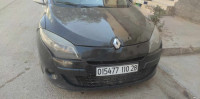 moyenne-berline-renault-megane-3-2010-prevelage-msila-algerie