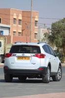 tout-terrain-suv-toyota-rav4-2014-adrar-algerie