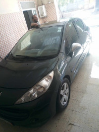 voitures-peugeot-207-2007-khenchela-algerie