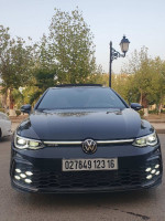 voitures-volkswagen-golf-8-2023-gtd-foull-option-bouira-algerie