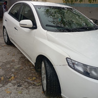 voitures-kia-cerato-2011-سيراتو-constantine-algerie