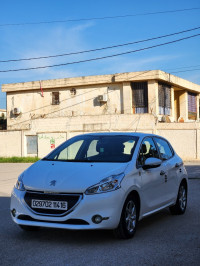 voitures-peugeot-208-2014-silver-line-bordj-el-kiffan-alger-algerie