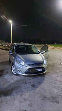 voitures-ford-fiesta-2013-titanium-bordj-el-kiffan-alger-algerie